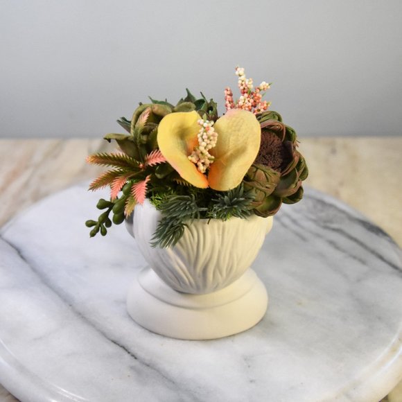 UNIQUE! Vincent Van Gogh bust planter filled with Sola wood succulents - Picture 6 of 10